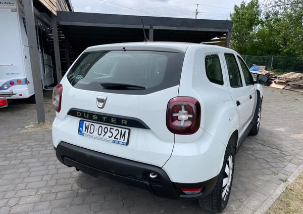 Dacia Duster cena 29793 przebieg: 200000, rok produkcji 2019 z Lesko małe 121
